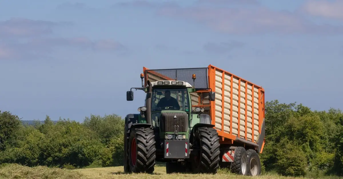 Attelage tracteur polyvalent : guide d'achat complet