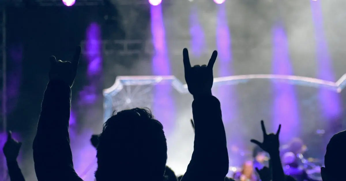 Comment Se Préparer pour un Concert Rock