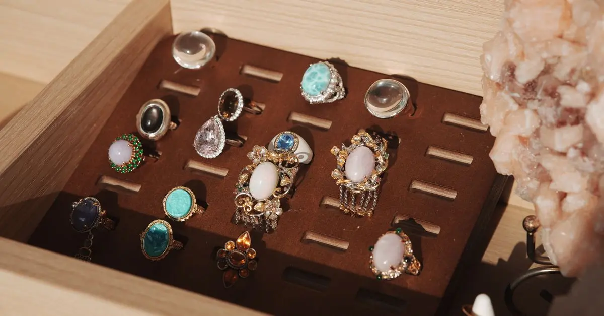 Edelsteine Schmuck kaufen: Ihr umfassender Leitfaden