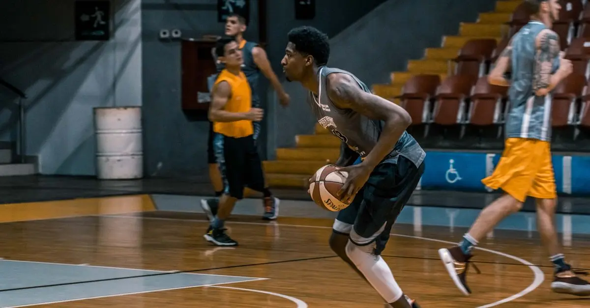 Guide des chaussures de basketball pour extérieur