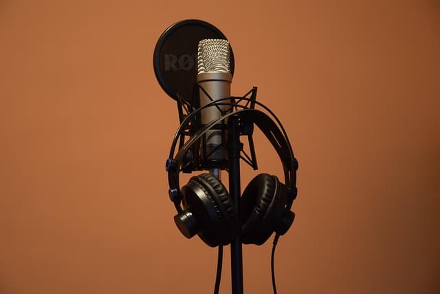 Les Meilleurs Systèmes Audio pour une Expérience Écoute Inégalée